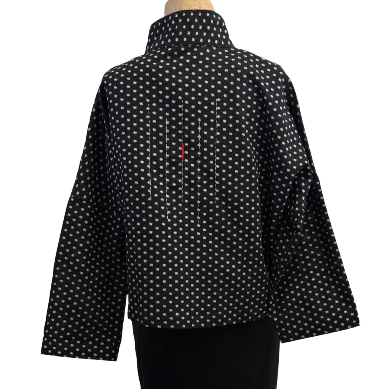 Yaza Jacket, Pouch Pocket, Black/Cream S/M & M/L
