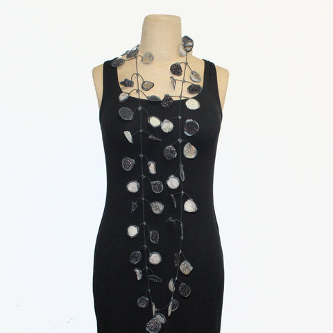 Annemieke Broenink Necklace, Batik, Pebble