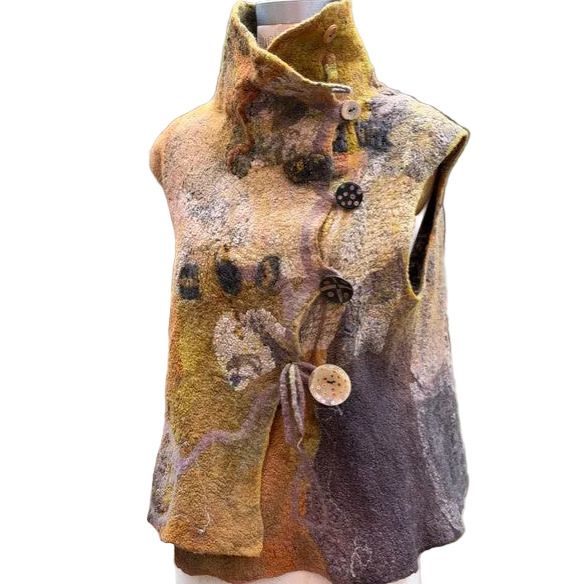 Beth Marx Vest, Tan/Images, S