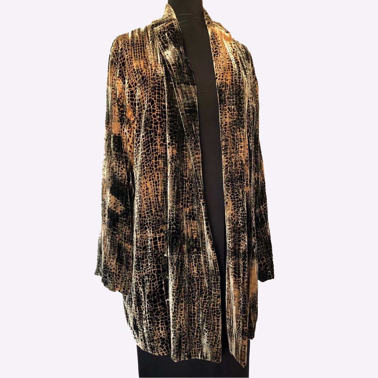 Doshi Coat, Leading Lady, Almond/Black Frost, Velvet, M/L