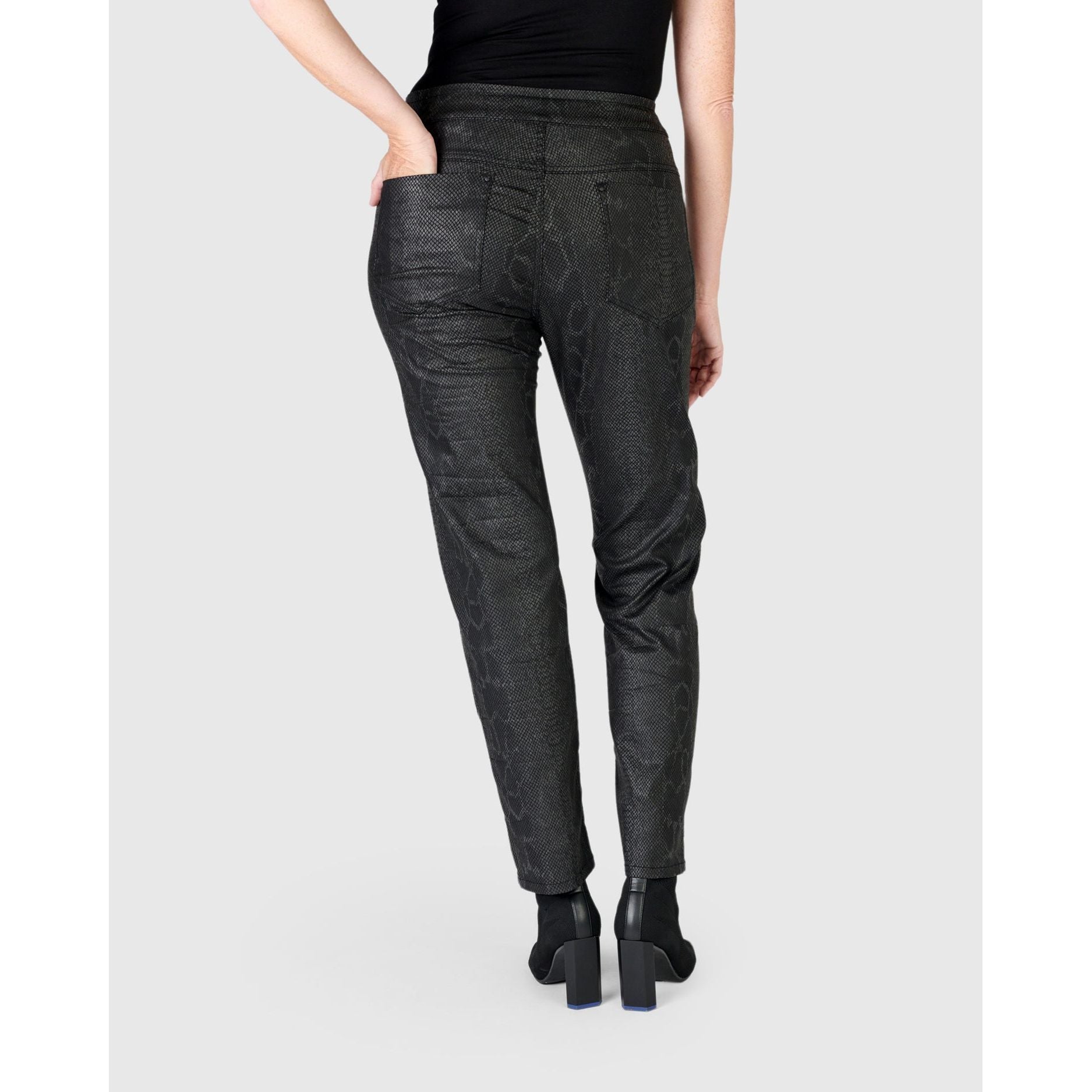 Alembika Pant, Stretch, Black Snake Print M, XL & XXL
