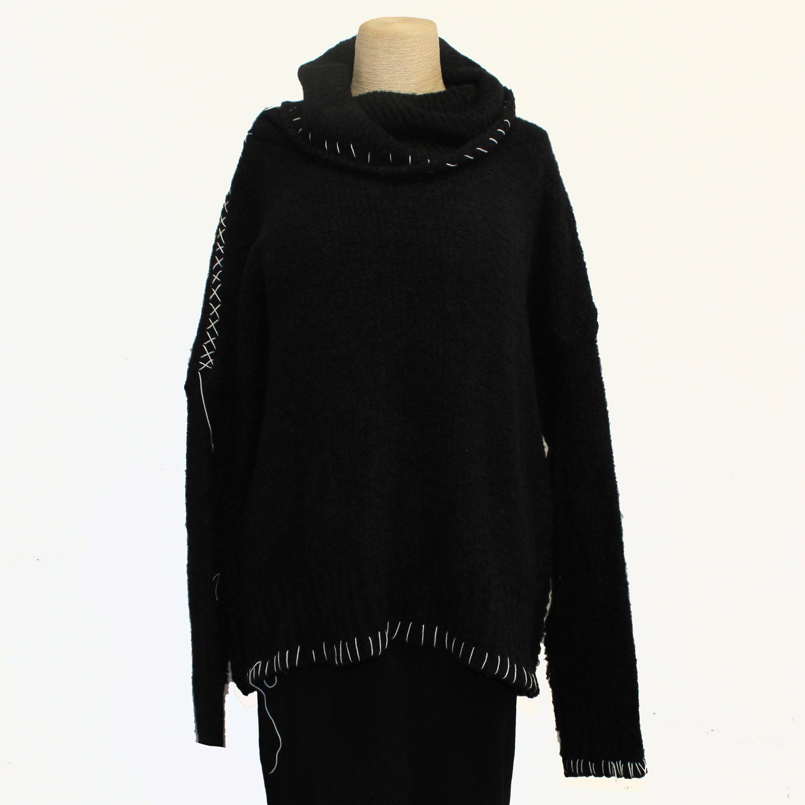 Amano Sweater, Alpaca, Saddle Hand Stitch, Black/White M/L