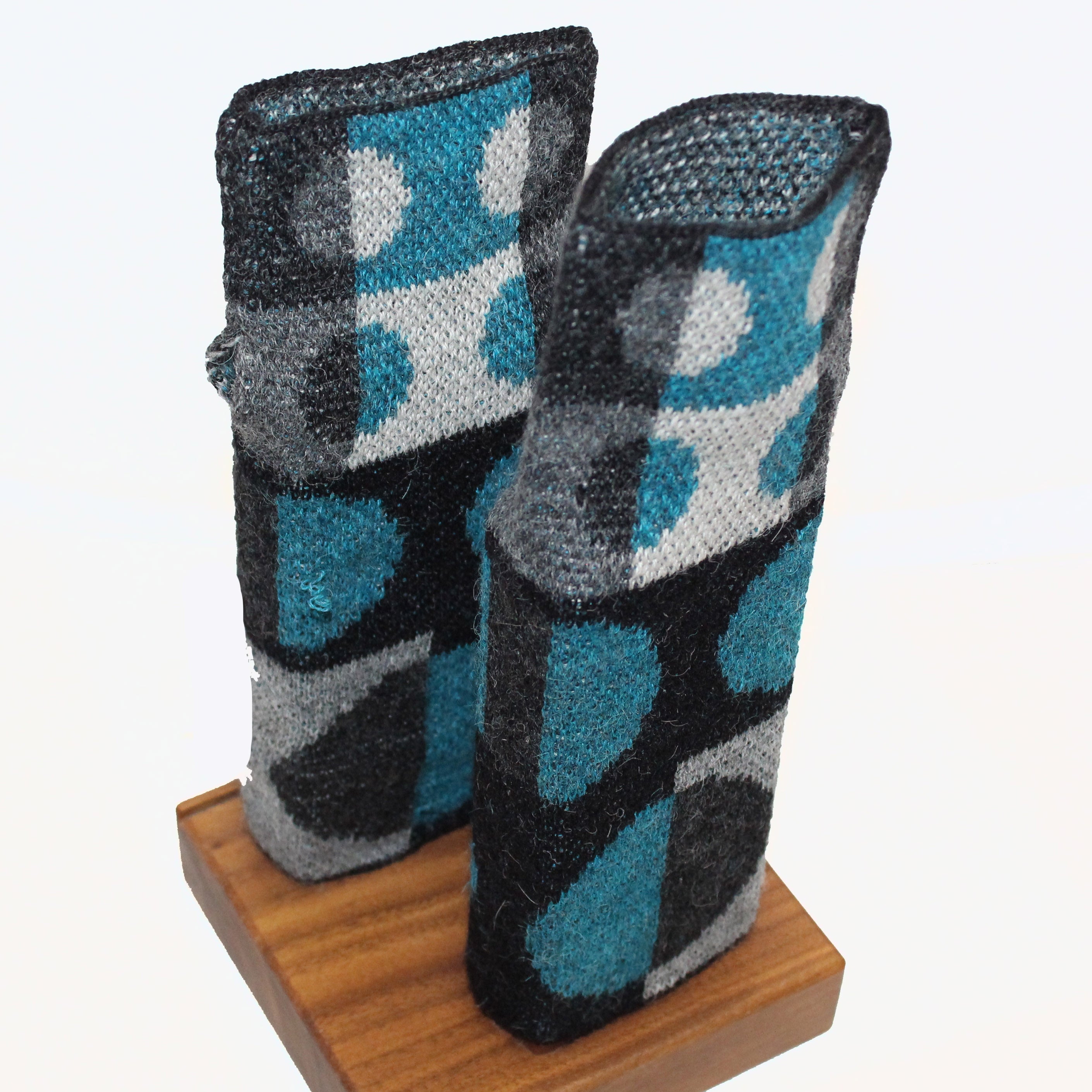 Beyond Threads Mittens, Fingerless, Pique Dots, Peacock/Black/Grey/Natural