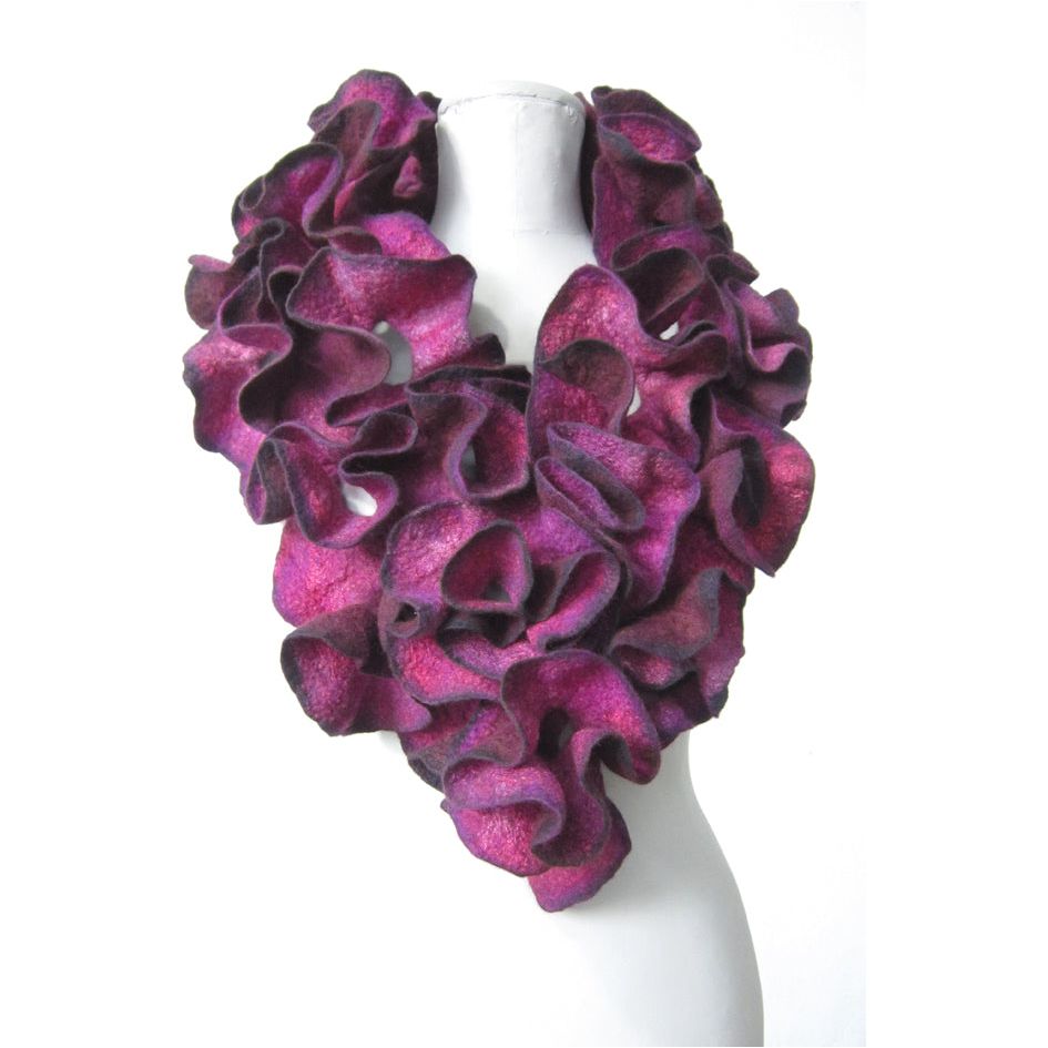 Dagmar Binder Collar, Ruffled, Fuchsia