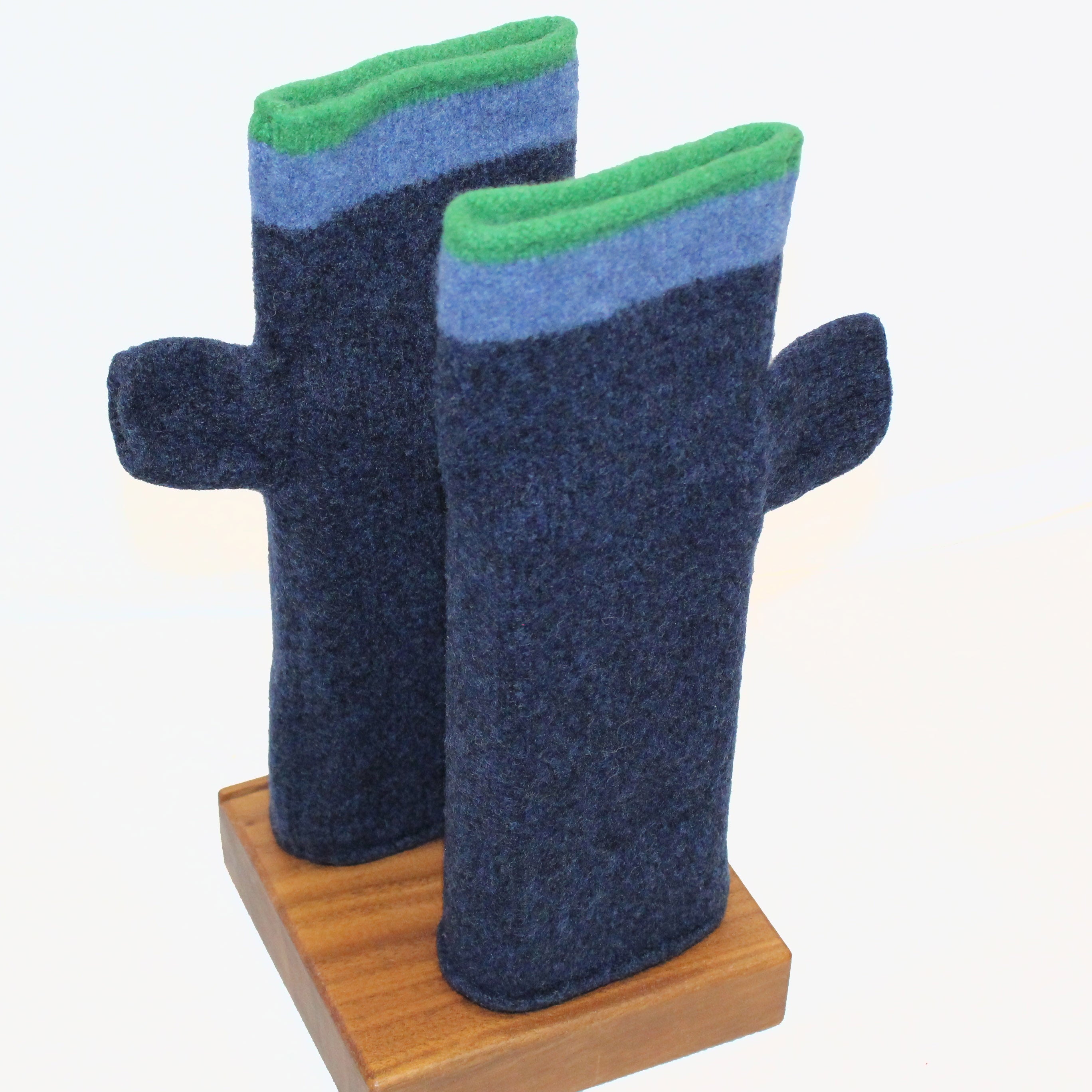 Katie Mawson Gloves, Keats, Navy