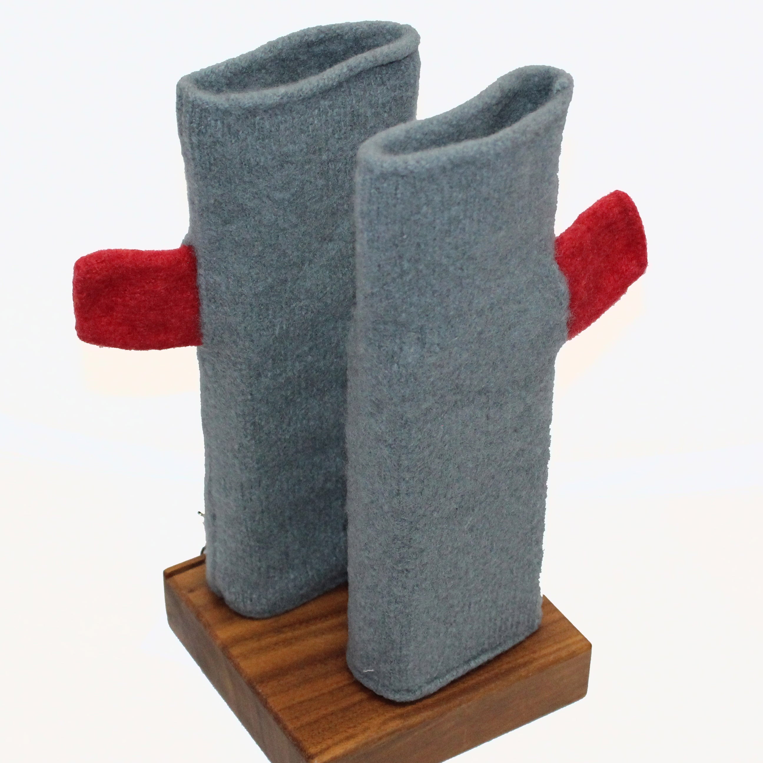 Katie Mawson Gloves, Gunta, Grey