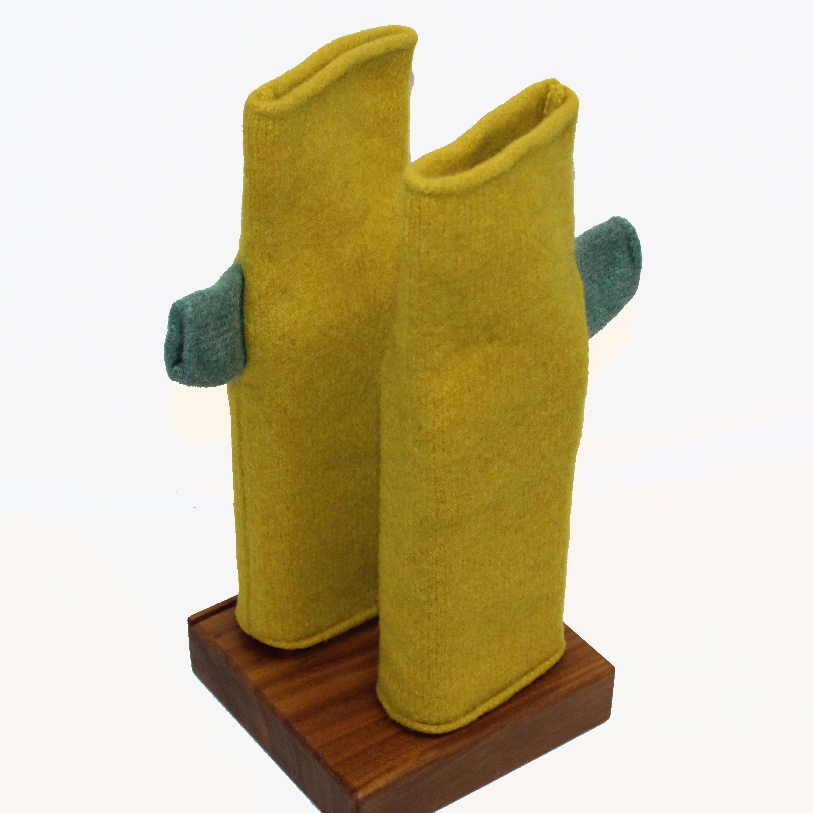 Katie Mawson Gloves, Lilly, Mustard