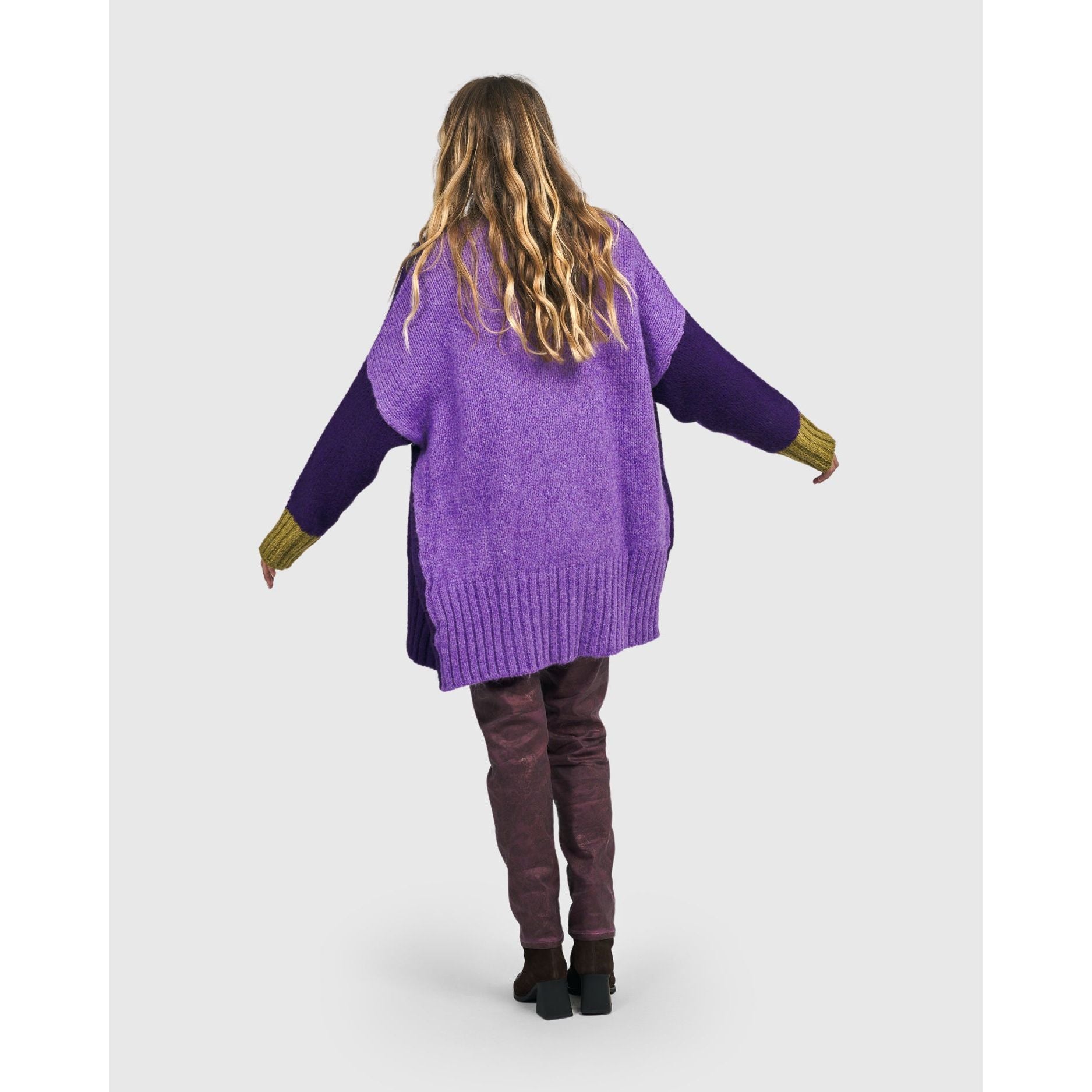 Alembika Cardigan, Oversized, Violet M