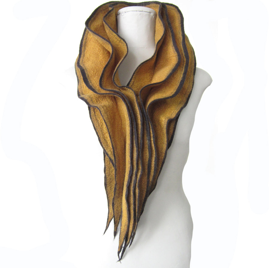 Dagmar Binder Collar, 5-Fold, Contura, Gold