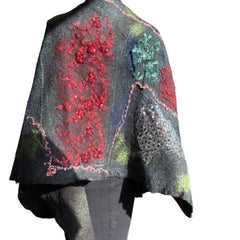 Enchanted Fibers Shawl, Emerald/Red, OS