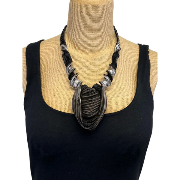 OroPoPo Necklace, Oryx Horns White Sands, Silver