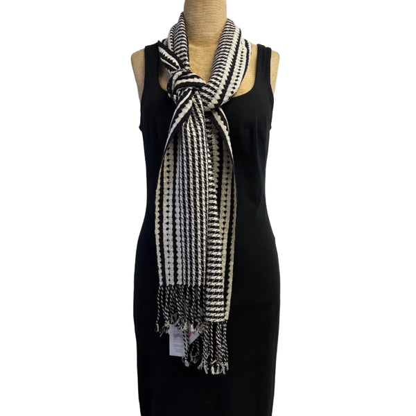 Muffy Young Scarf, Stars, Black/White