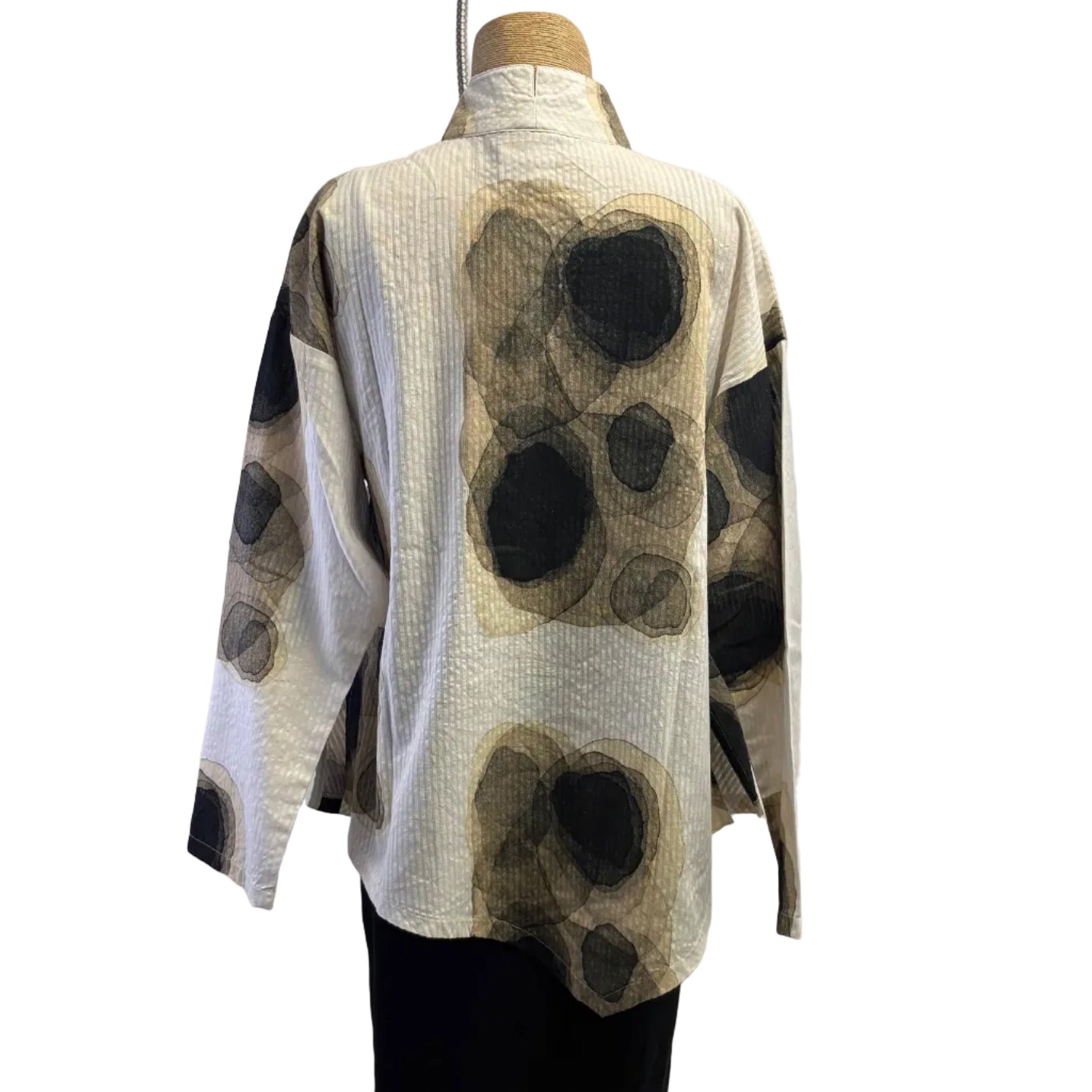 M Square Shirt, Iris, White/Tan/Black M & L