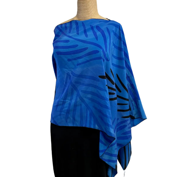 Kay Chapman Poncho, Blue Palms OS