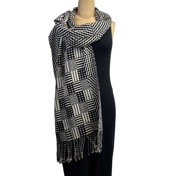 Muffy Young Shawl, Dominoes, Black/White