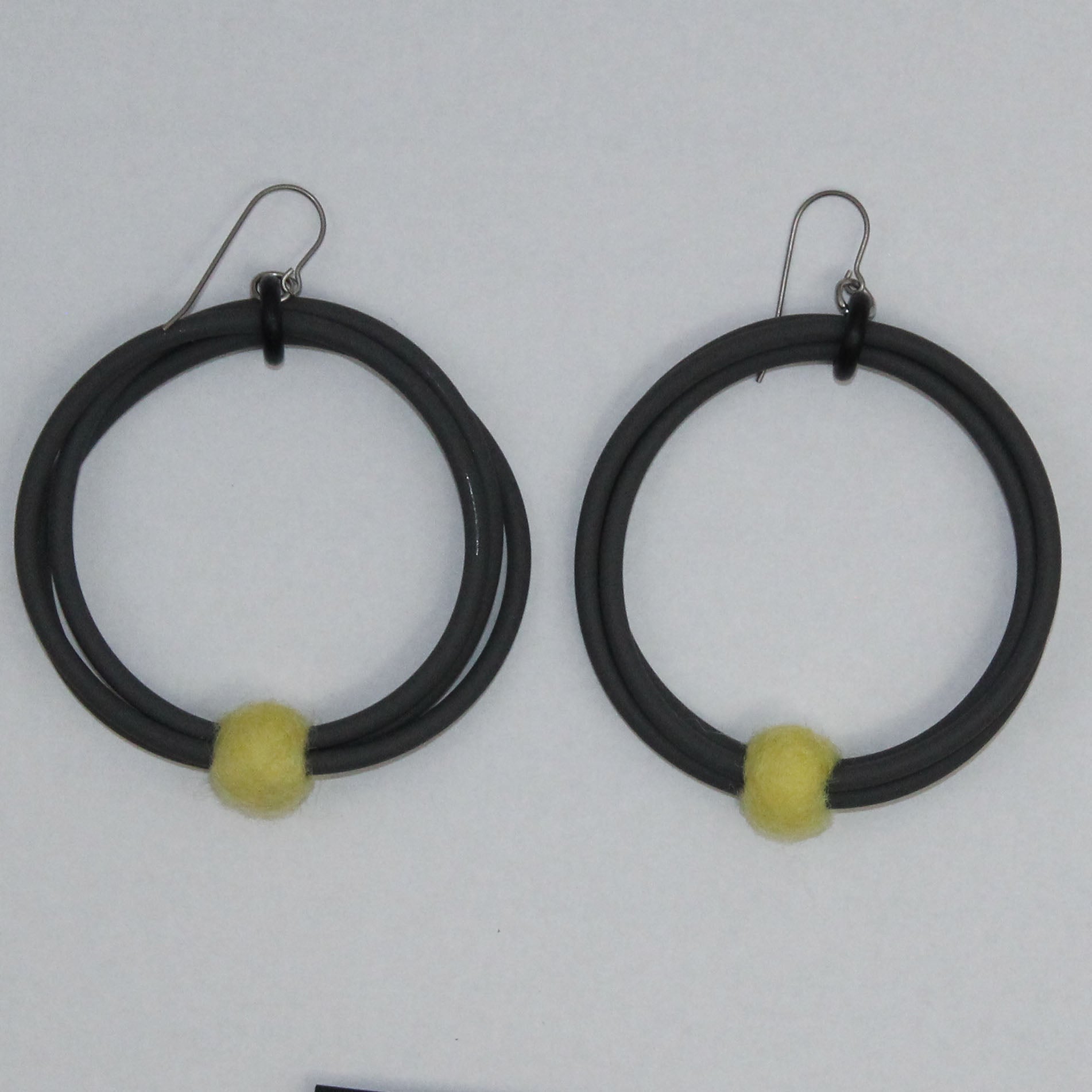 Frank Ideas Earrings, Round and Round, Grey/Yellow