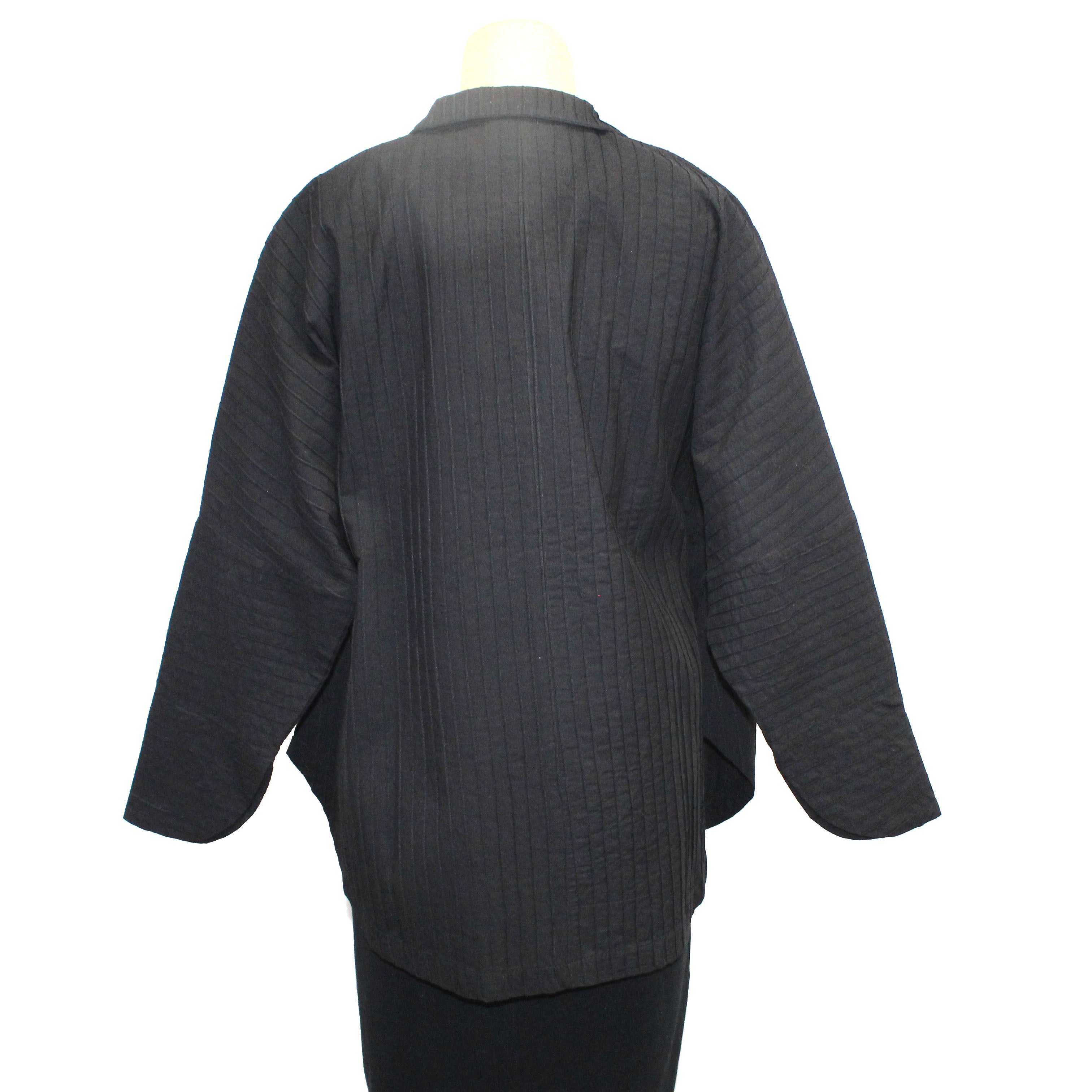 M Square Shirt, Circular Pintuck, Black XL – Santa Fe Weaving Gallery